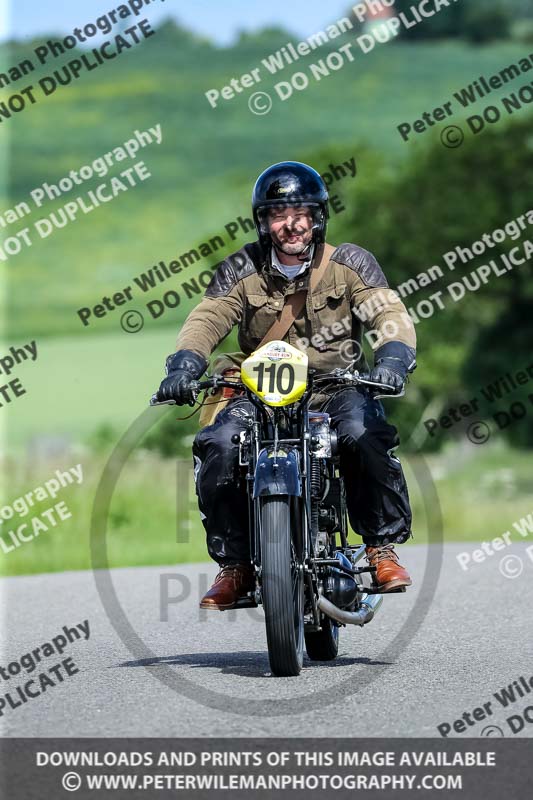 Vintage motorcycle club;eventdigitalimages;no limits trackdays;peter wileman photography;vintage motocycles;vmcc banbury run photographs